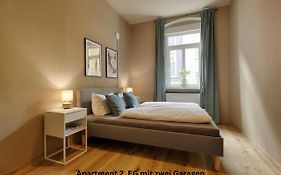 Homie Stay Schiestlstrasse - Moderne Altbauapartments, Nahe Stadtzentrum & Weinberge
